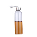 Garrafa de água de vidro vazia resistente ao calor com tampa de bambu com garrafa de vidro de cordão com manga